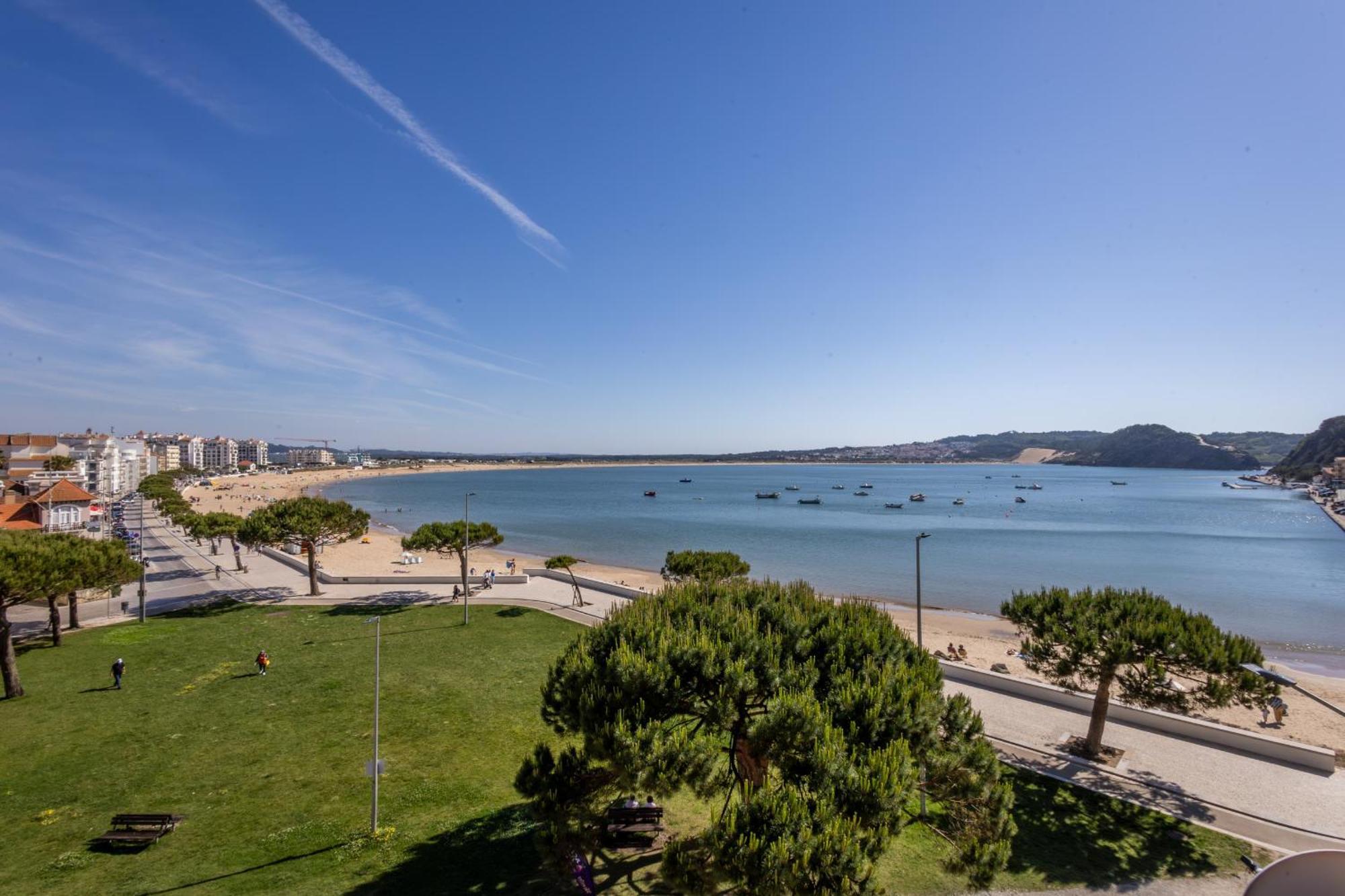 Apartamento CASA CAIS em frente a baía São Martinho do Porto Exterior foto